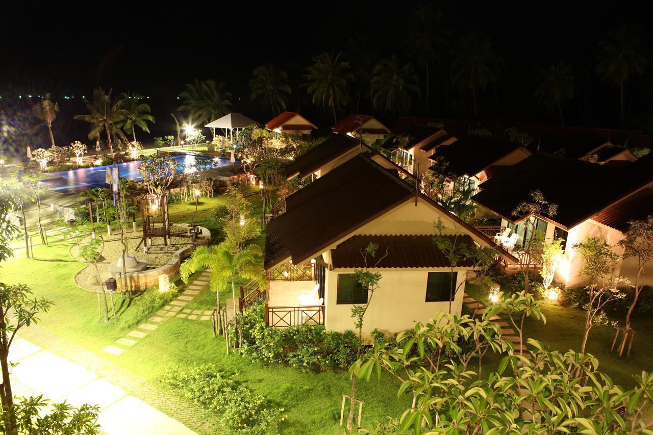 Kuiburi Hotel & Resort Kui Buri Ngoại thất bức ảnh