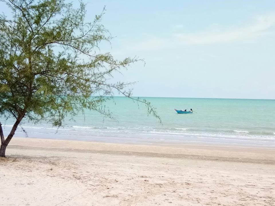 Kuiburi Hotel & Resort Kui Buri Ngoại thất bức ảnh
